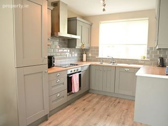 33 D&uacute;n Rioga Crescent, Dunshaughlin, Drumree, Co. Meath - Image 4
