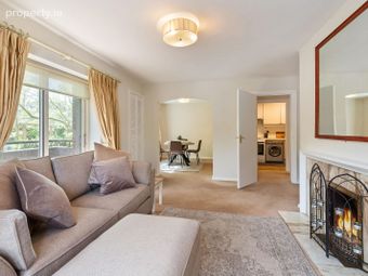Apartment 4, Sydenham Court, Sandymount, Dublin 4 - Image 3