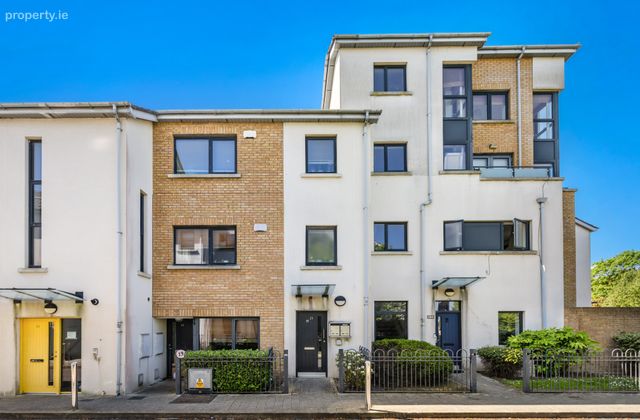 17 Red Arches Close, Baldoyle, Dublin 13, Baldoyle, Dublin 13 - Click to view photos