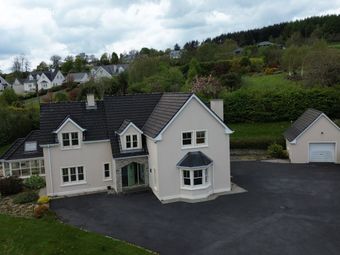 2 Woodvale Court, Letterkenny, Co. Donegal, Letterkenny, Co. Donegal - Image 2