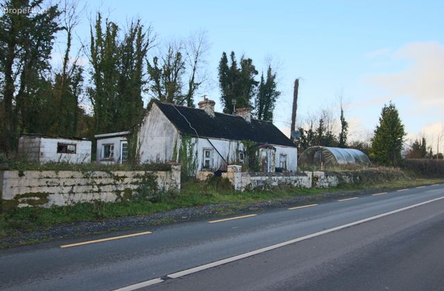 Oswin Cottage, Dromod More, Dromod, Co. Leitrim, Dromod, Co. Leitrim - Click to view photos