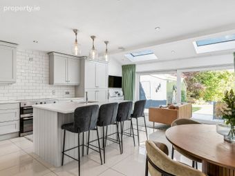 105 Woodfield, Scholarstown Road, Knocklyon, Dublin 16 - Image 5