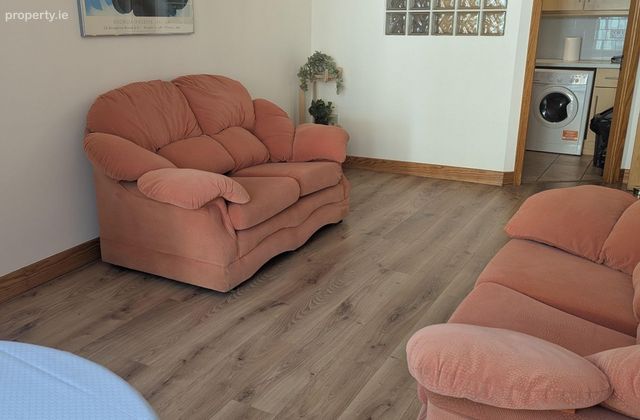 Block 4, Parkgate Place, Parkgate Street, Dublin 8, Kilmainham, Dublin 8 - Click to view photos