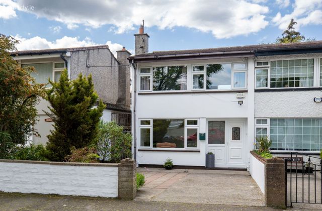 63 Fernwood Avenue, Tallaght, Dublin 24 - Click to view photos