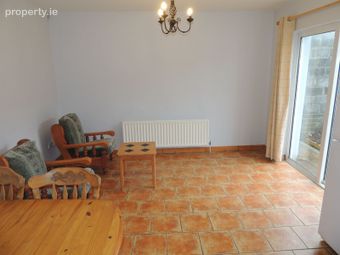 14 Cart&uacute;r M&oacute;r, Clybaun Road, Knocknacarra, Co. Galway - Image 5