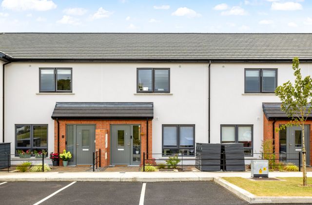 3 Tyrrells Brook Crescent, Tyrrellsbrook, Edenderry, Co. Offaly - Click to view photos