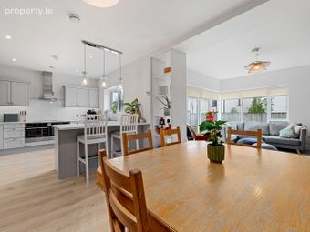 7 Fern Dale, Castle Heights, Kilmoney, Carrigaline, Co. Cork - Image 5