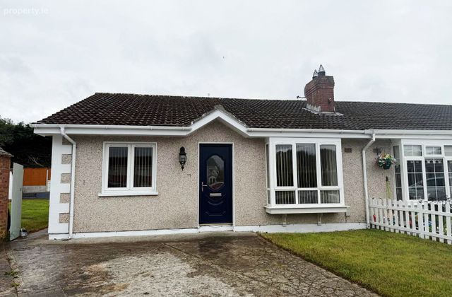129 Waterville Crescent, Dundalk, Co. Louth - Click to view photos