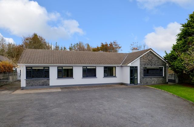 Little Stars, Cappagh Road, Knocknacarra, Galway, Knocknacarra, Co. Galway - Click to view photos