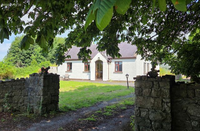 Creagh Demesne, Ballinrobe, Ballinrobe, Co. Mayo - Click to view photos