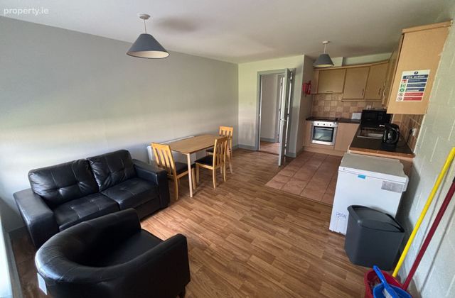 Apartment 139, Cratloe Wood Student Village, Moylish, Co. Limerick - Click to view photos