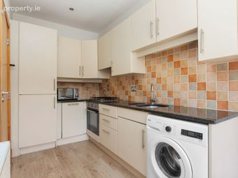 36 Belarmine Court, Belarmine, Stepaside, Dublin 18 - Image 4
