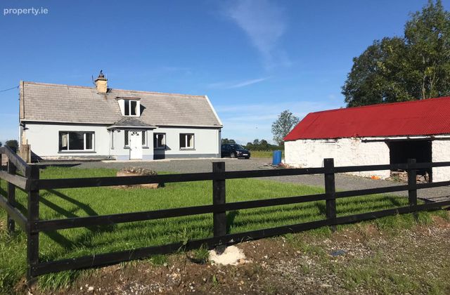 Baggatstown, Knockainey, Co. Limerick - Click to view photos
