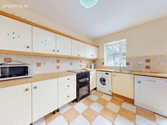 26 The Heath, Ramsgate Village, Gorey, Co. Wexford - Image 5