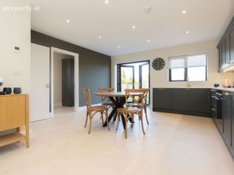 3 Bed Semi-detached, Castlepollard, Co. Westmeath - Image 5