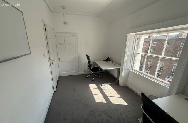 Fitzwilliam Street Upper, Dublin 2 - Click to view photos