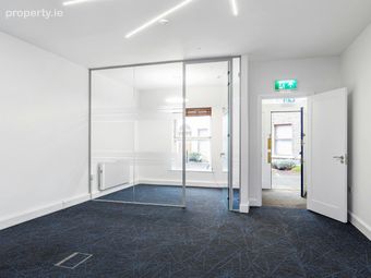 8 Windsor Place, Pembroke Street Lower, Dublin 2, Dublin 2 - Image 2