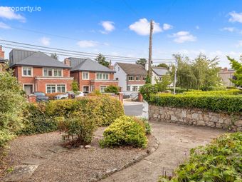 33 Glenart Avenue, Blackrock, Stillorgan, Co. Dublin - Image 3