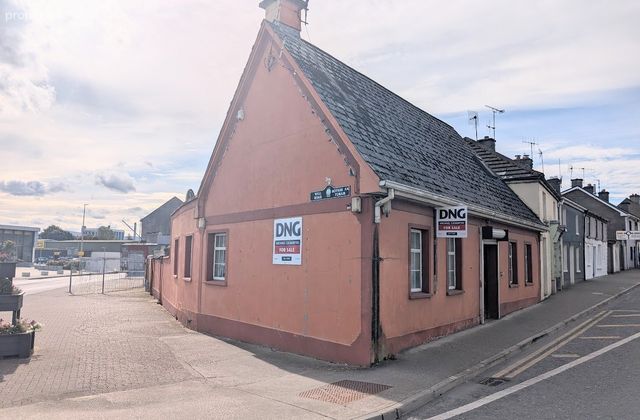 28 Mcdonagh Street, Nenagh, Co Tipperary, Nenagh, Co. Tipperary - Click to view photos