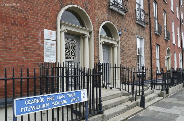 38-39 Fitzwilliam Square, Pembr, Dublin 2 - Click to view photos