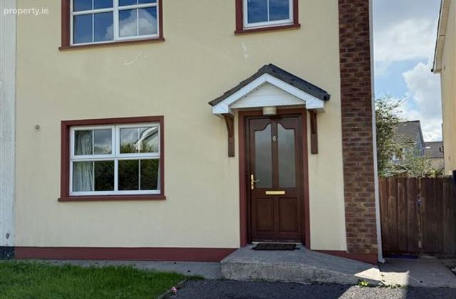 6 Castle Court, Ballaghaderreen, Co. Roscommon, Ballaghaderreen, Co. Roscommon - Click to view photos