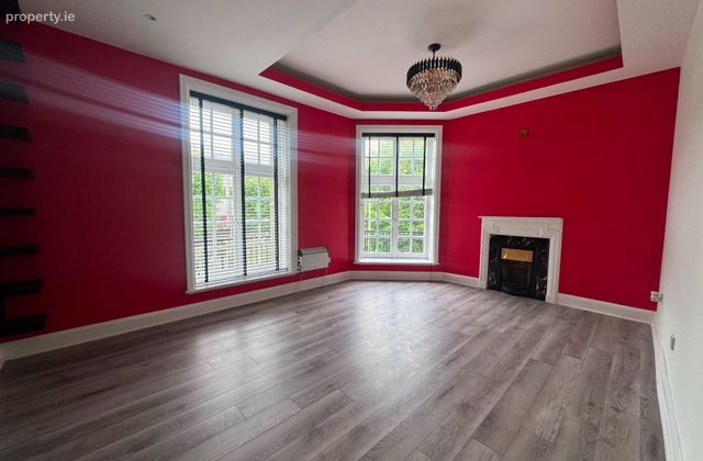 16-17 O'Connell Street Lower, Dublin 1 - Click to view photos