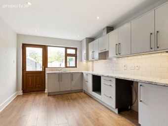 139a Walkinstown Drive, Dublin 12, Walkinstown, Dublin 12 - Image 5