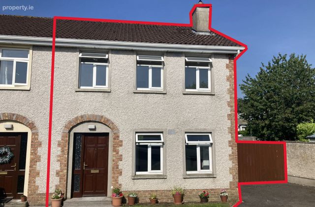 4 Castle Court, Thurles, Thurles, Co. Tipperary - Click to view photos