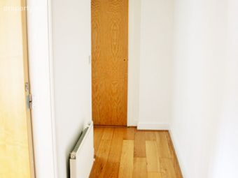 88 Grianan Fidh, Aiken's Village, Stepaside, Dublin 18 - Image 4