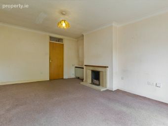 13 The Poplars, Monkstown Valley, Monkstown, Co. Dublin, Monkstown, Co. Dublin - Image 4