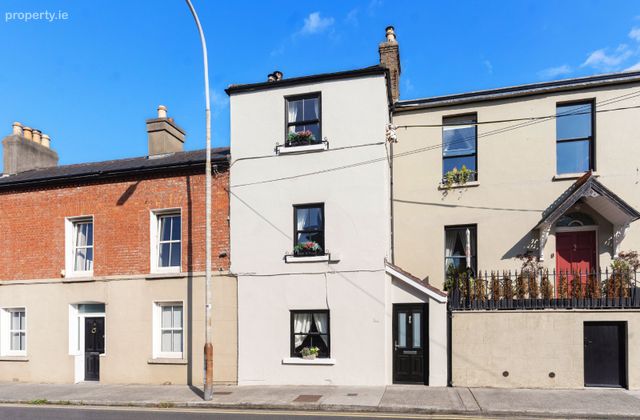 4a Booterstown Avenue, Booterstown, Blackrock, Co. Dublin, Booterstown, Co. Dublin - Click to view photos