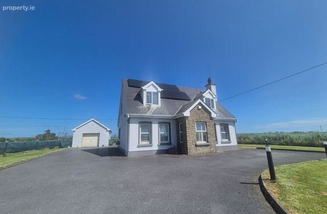 Tromora Castle, Quilty, Co. Clare - Click to view photos