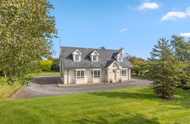 Moygrehan, Athboy, Cloran, Co. Westmeath - Click to view photos