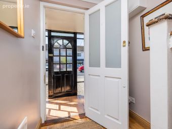 103 Nutgrove Avenue, Rathfarnham, Dublin 14 - Image 2