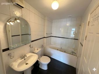 Apartment 2, Cathedral Mews, Blackpool, Co. Cork - Image 5