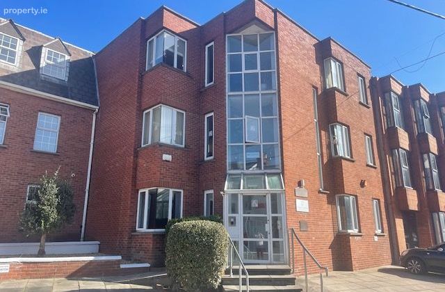 Temple Court, Temple Road, Blackrock, Co. Dublin - Click to view photos