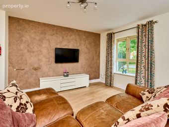 6 The Boulevard, Cruise Park, Tyrrelstown, Dublin 15 - Image 4