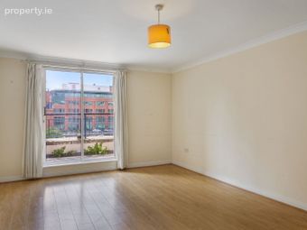 78 The Fasnet, Custom House Harbour, North Wall, Dublin 1 - Image 2