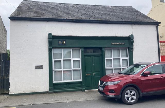 8 Chapel Street, Durrow, Durrow, Co. Laois - Click to view photos