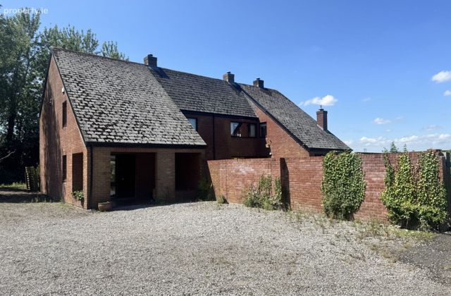 Spingbank House, Pollardstown, Co. Kildare - Click to view photos