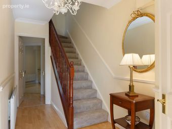 27 Carysfort Woods, Blackrock, Stillorgan, Co. Dublin - Image 2