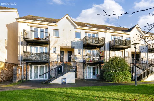 64 Melville Drive, Finglas, Dublin 11, Finglas, Dublin 11 - Click to view photos