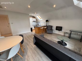 Apartment 28, Lee Vista, Cork City Centre, Co. Cork - Image 2