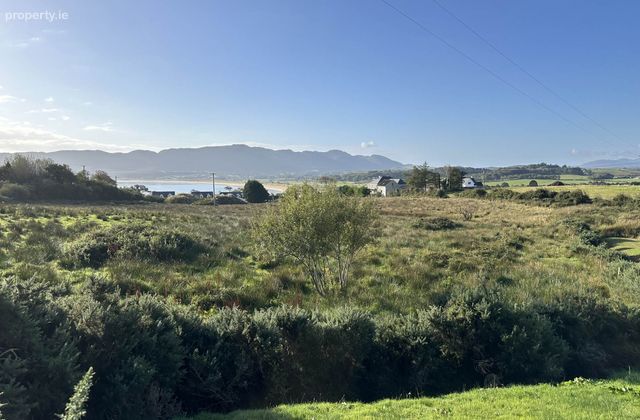 Croaghross, Portsalon, Donegal, Kilmacrenan, Co. Donegal - Click to view photos