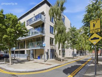 15 Hanover Quarter, Grand Canal Dock, Dublin 2 - Image 2