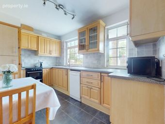 33 Mackintosh Park, Dun Laoghaire, Co Dublin, Dun Laoghaire, Co. Dublin - Image 3