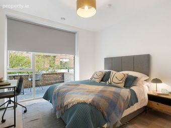 Two Bedroom, Docklands, Dublin 2 - Image 4