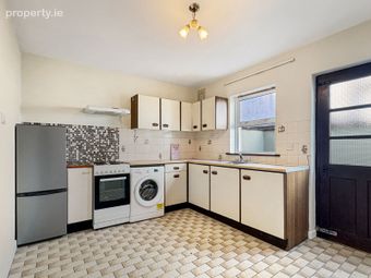 68 Saint Brendan's Avenue, Woodquay, Co. Galway - Image 3