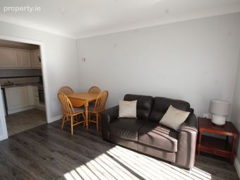 Apartment, Hook Head, Custom House Harbour, IFSC, Dublin 1 - Image 4