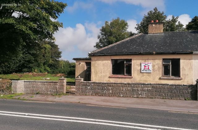 Carrowntober Oughter, Balla, Manulla, Co. Mayo - Click to view photos